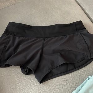 SOLD Lululemon Speed Up 2.5 inch short